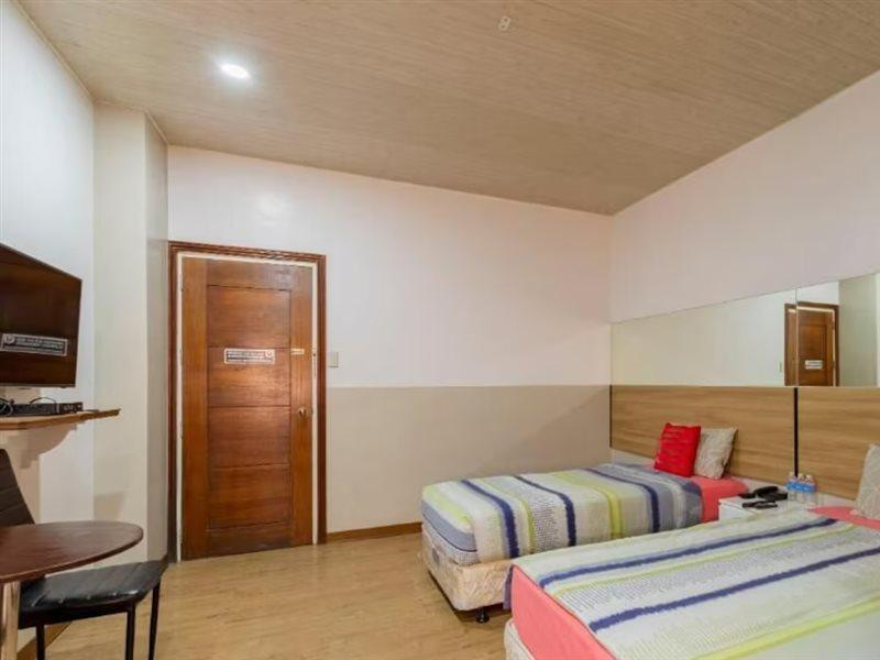 Oyo 767 Hotel Urban - Khotel Kurban Hotel Baguio City Εξωτερικό φωτογραφία